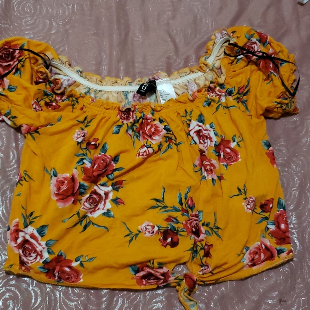 Crop top